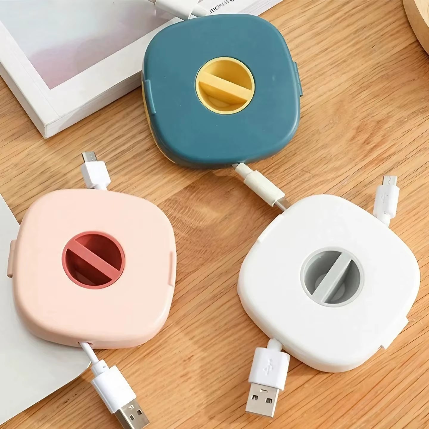Portable round USB Cable Winder Small Cable Organizer Rotating Data Cable Organizer Mobile Phone Mobile Charging Cable Winder